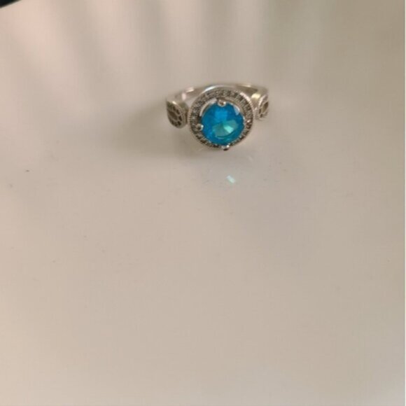 Beautiful Vintage Sterling Silver Royal Elegant Blue Topaz Crystal Ring size 7.5 - Picture 9 of 11